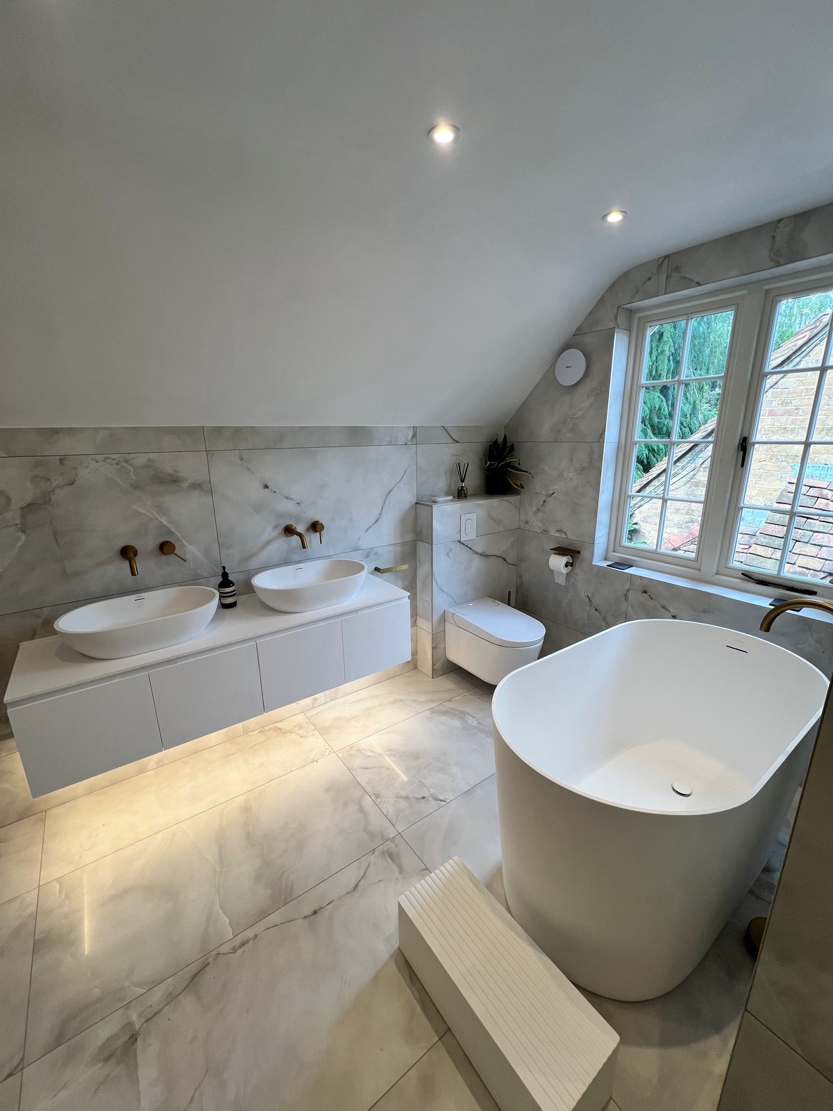 Modern bathroom installation and refurbishment in Epsom